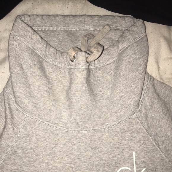 Calvin Kelvin Sweater - Picture 4 of 5